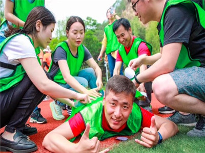 户外拓展训练和娱乐的价值和益处