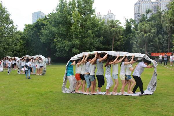 拓展团建小游戏—无敌风火轮